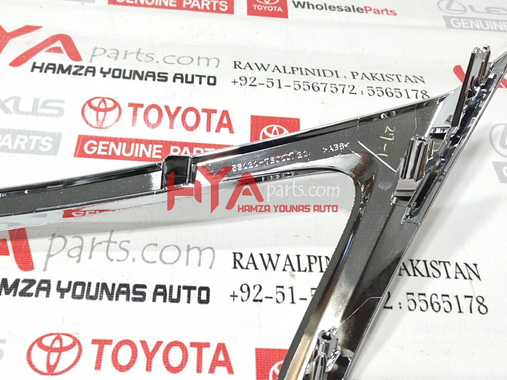 53121-78010 [GRILL MOULDING LEXUS NX 2015]