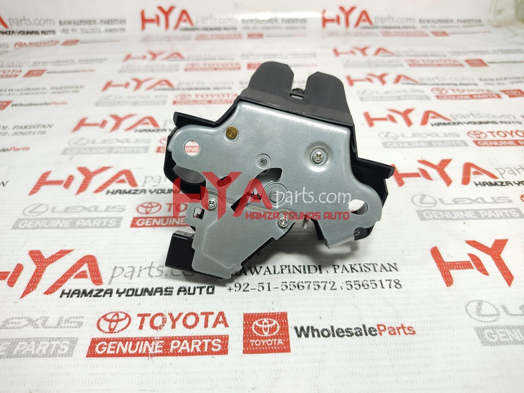 64600-0D040 [TRUNK LOCK YARIS 2020]