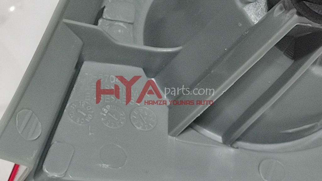 TYC 11-5704-01-1A [BACK LIGHT COROLLA X 2003 LH]