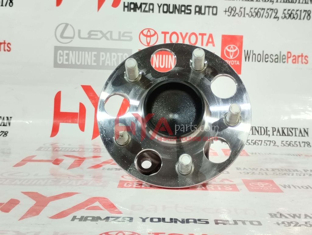 HUB &amp; BEARING ASSY, REAR AXLE, RH