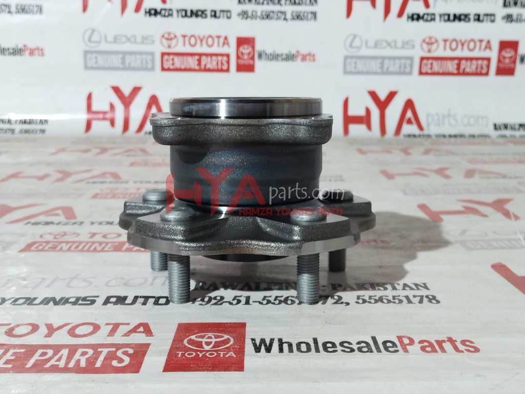 HUB &amp; BEARING ASSY, REAR AXLE, RH