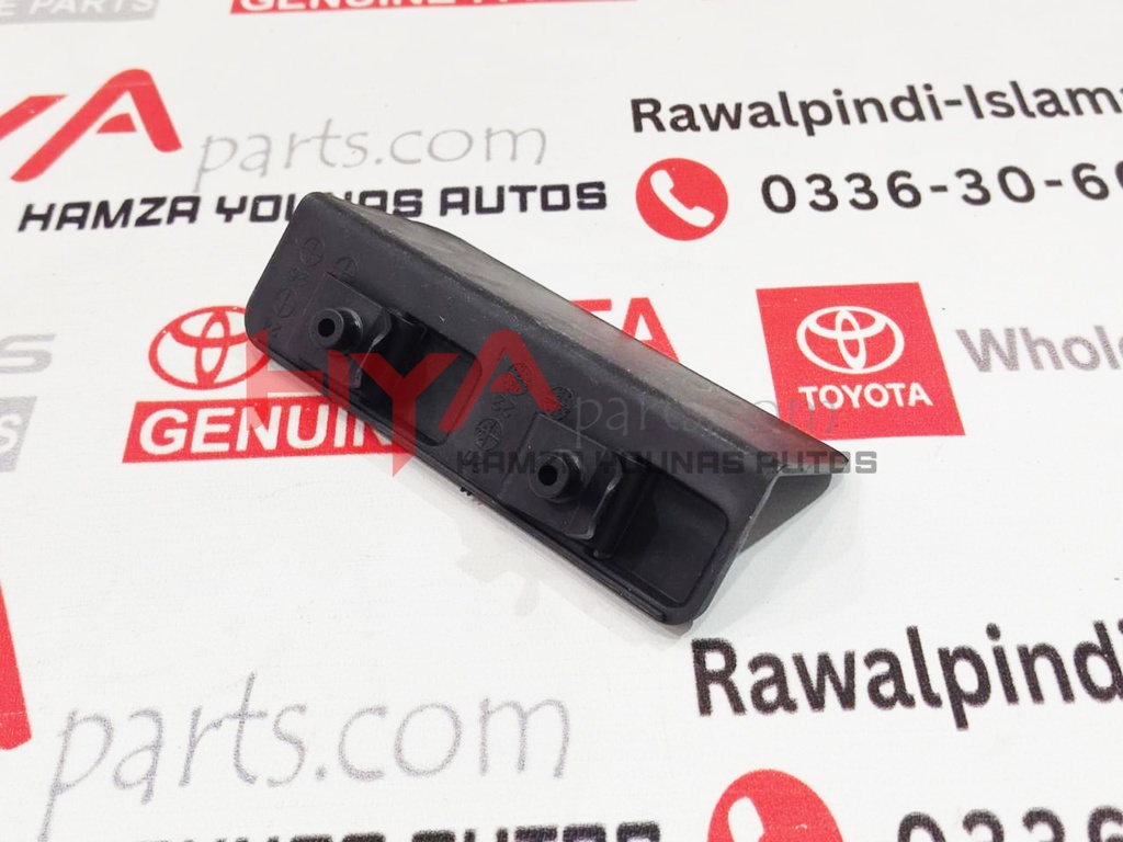 PAD, FRONT WHEEL OPENING EXTENSION, RH