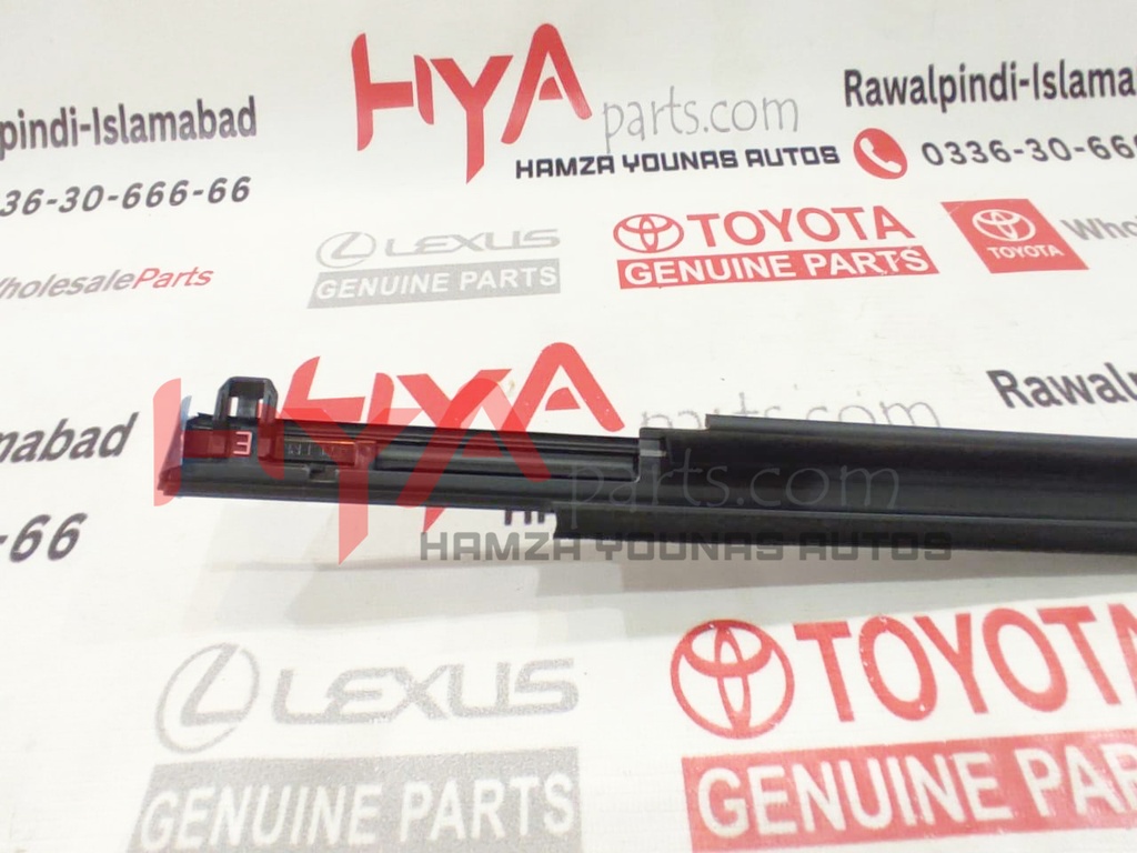 MOULDING ASSY, FRONT DOOR BELT, RH