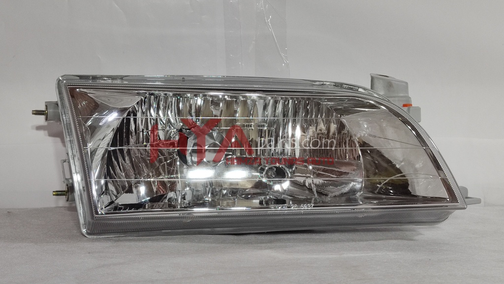 HEAD LIGHT COROLLA 2000 RH