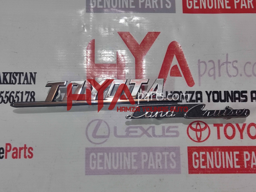 PLATE, FRONT FENDER NAME, NO.1 (MODEL MARK)