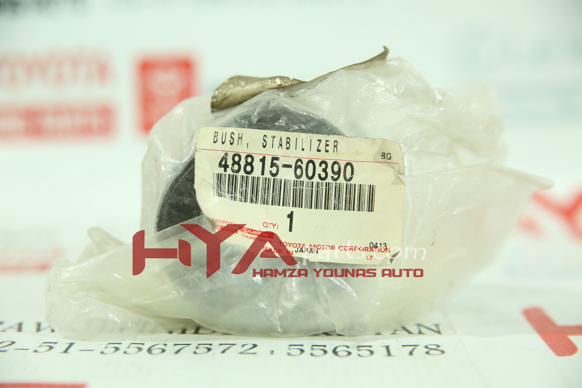 [48815-60390] BUSH, FRONT STABILIZER BAR, RH