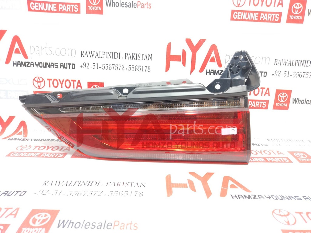 LENS AND BODY, REAR LAMP, RH (BACK LIGHT)