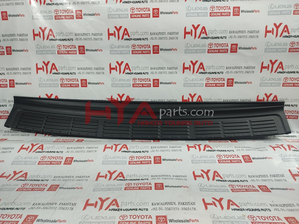 PLATE, REAR BUMPER, NO.1 (BUMPER HOLE COVER)