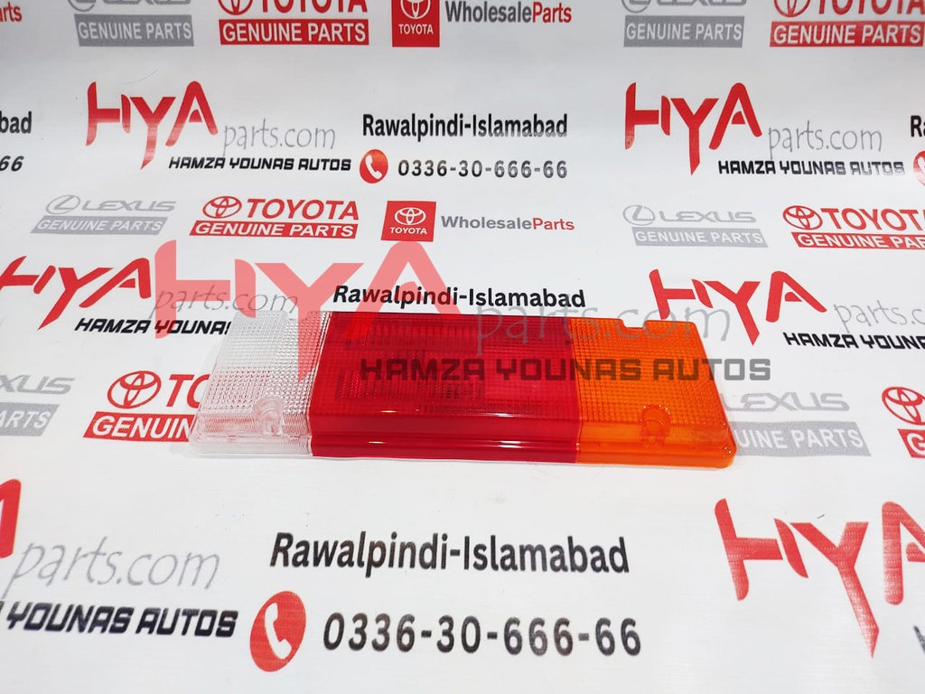 LENS &amp; BODY, REAR COMBINATION LAMP, RH