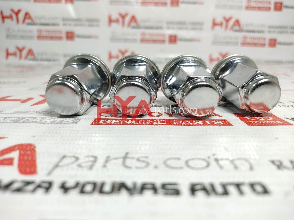 BOLT, HUB (FOR REAR AXLE RH)