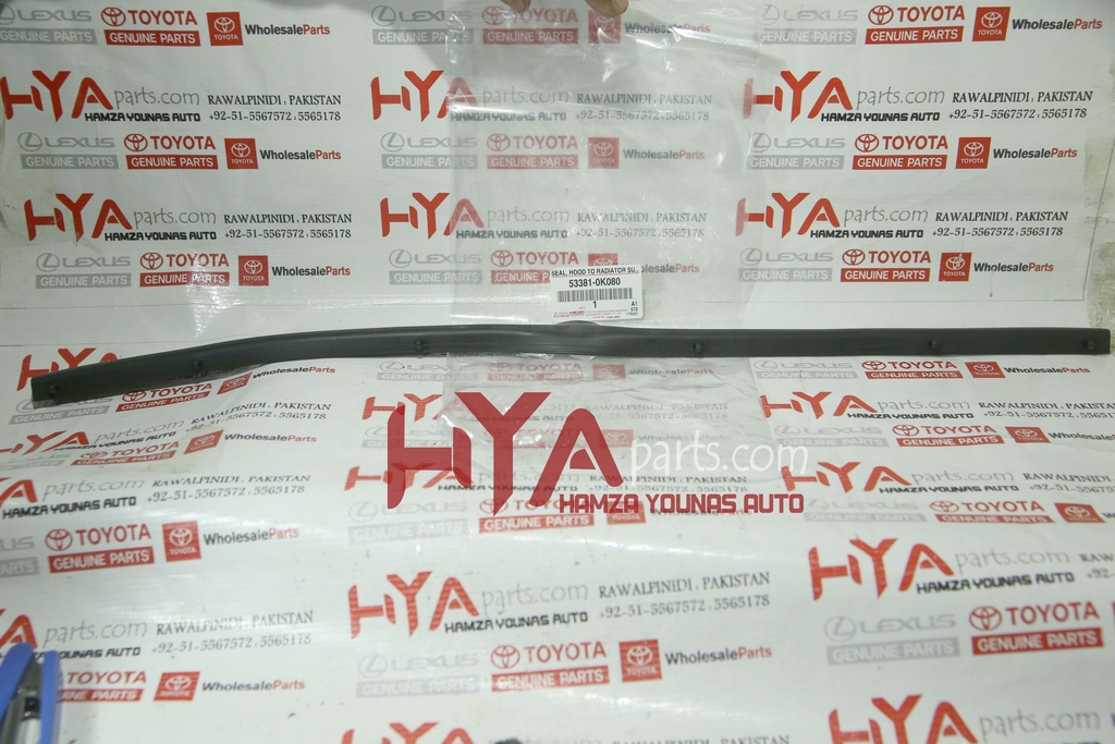 SEAL, HOOD TO RADIATOR SUPPORT