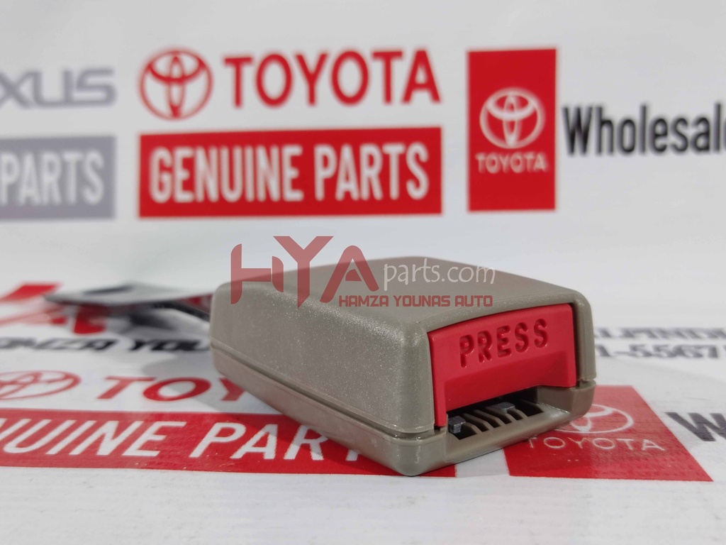 SEAT BELT CATCHER RH