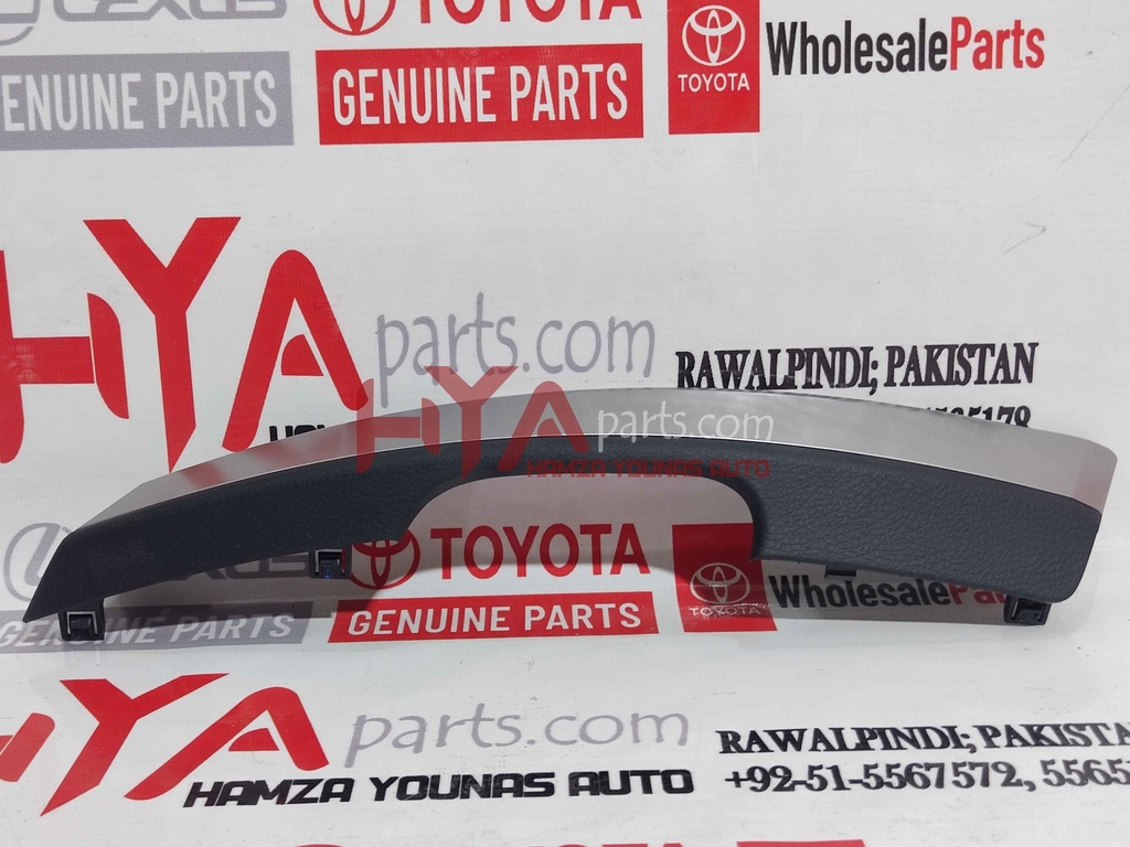 COVER, DOOR ASSIST GRIP, RH