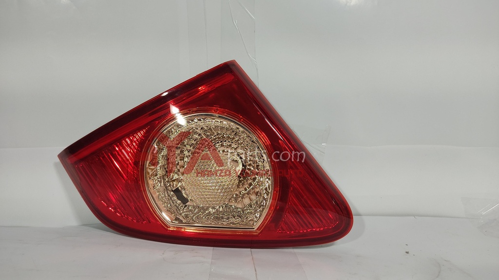 BACK LIGHT INNER COROLLA 2010